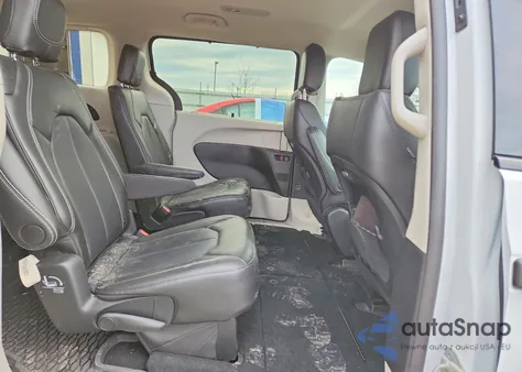 2024 Chrysler Pacifica Touring L z USA, uszkodzony, nr VIN 2C4RC1BG0RR102108